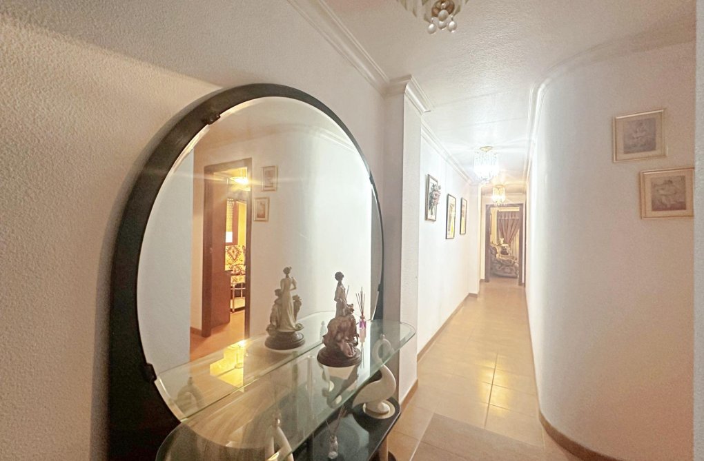 Revente - Appartement - Torrevieja - Centro