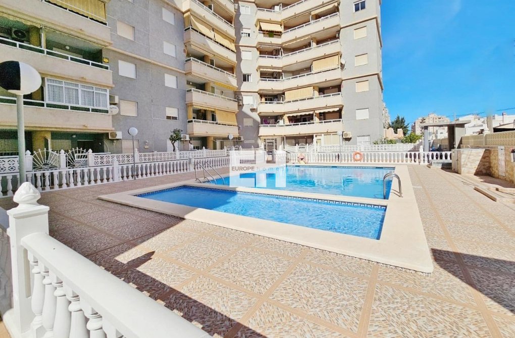 Revente - Appartement - Torrevieja - Nueva Torrevieja