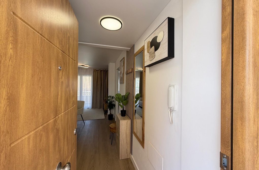 Revente - Appartement - Torrevieja - Nueva Torrevieja