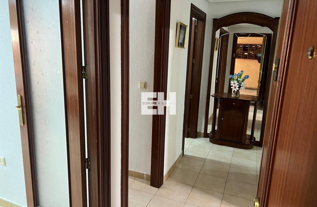 Revente - Appartement - Torrevieja - Playa del Cura