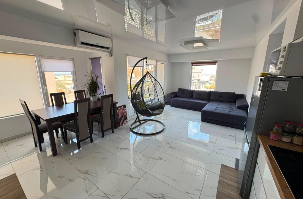 Revente - Appartement - Torrevieja - Zona Los Frutales