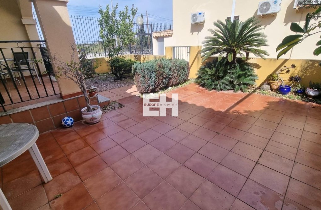 Revente - Semi Detached - Guardamar del Segura - Urbanizaciones