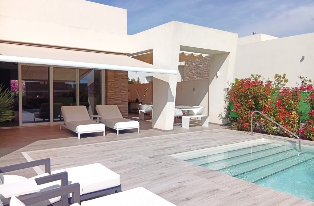 Revente - villa - Algorfa - La Finca Golf