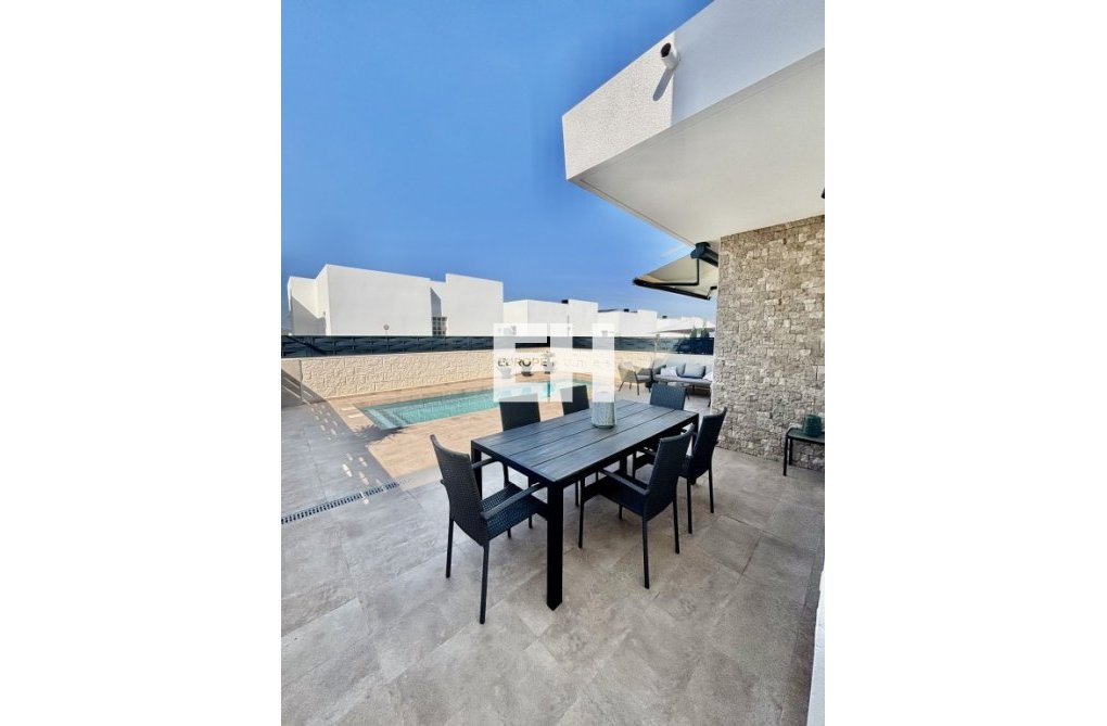 Revente - villa - Benijofar - Costa Blanca
