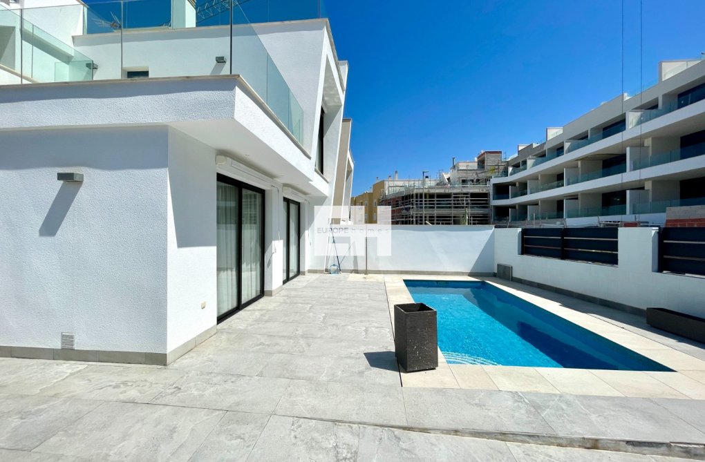 Revente - villa - Benijofar - Costa Blanca