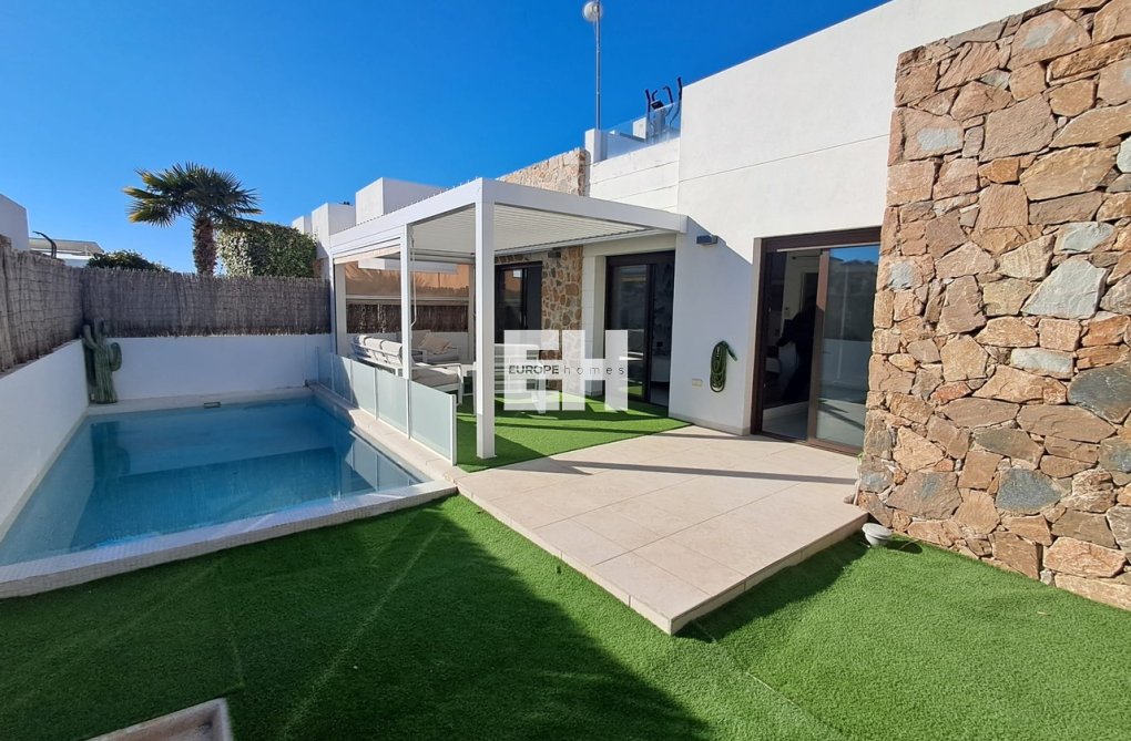Revente - villa - Cabo Roig - Costa Blanca