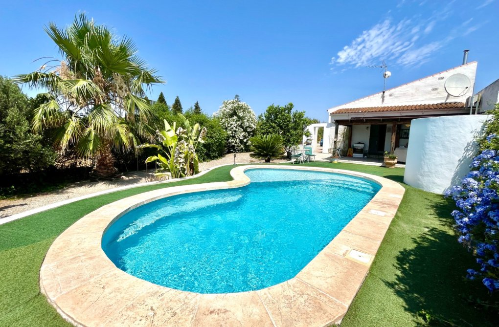 Revente - villa - Daya Nueva - Costa Blanca