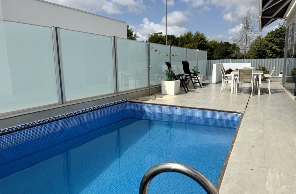 Revente - villa - Dolores - Costa Blanca