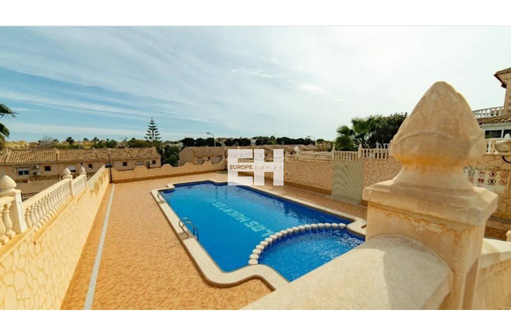 Revente - villa - Los Balcones - Costa Blanca