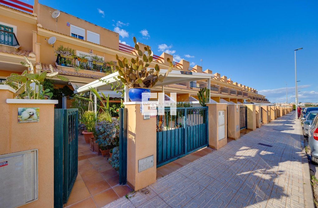Revente - villa - Orihuela Costa - Costa Blanca