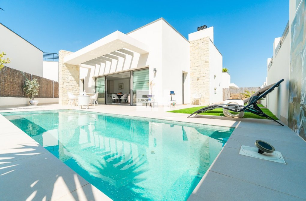 Revente - villa - Orihuela Costa - Costa Blanca