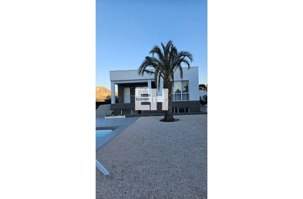 Revente - villa - Orihuela - Urb. Montepinar