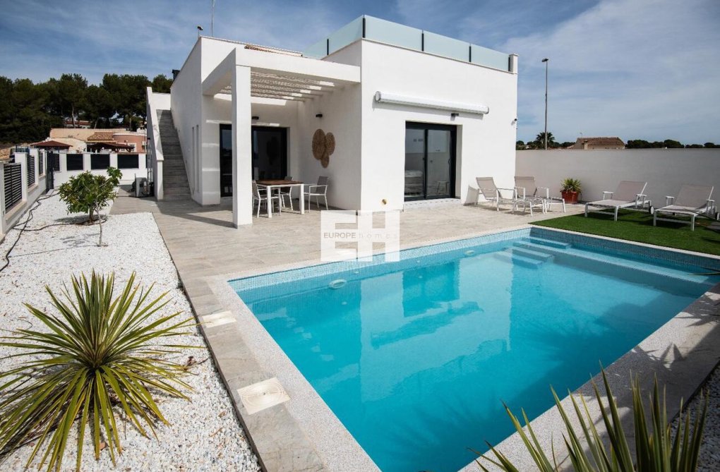 Revente - villa - Pinar de Campoverde - LOS ROMEROS