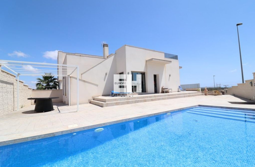Revente - villa - San Miguel de Salinas - Inland