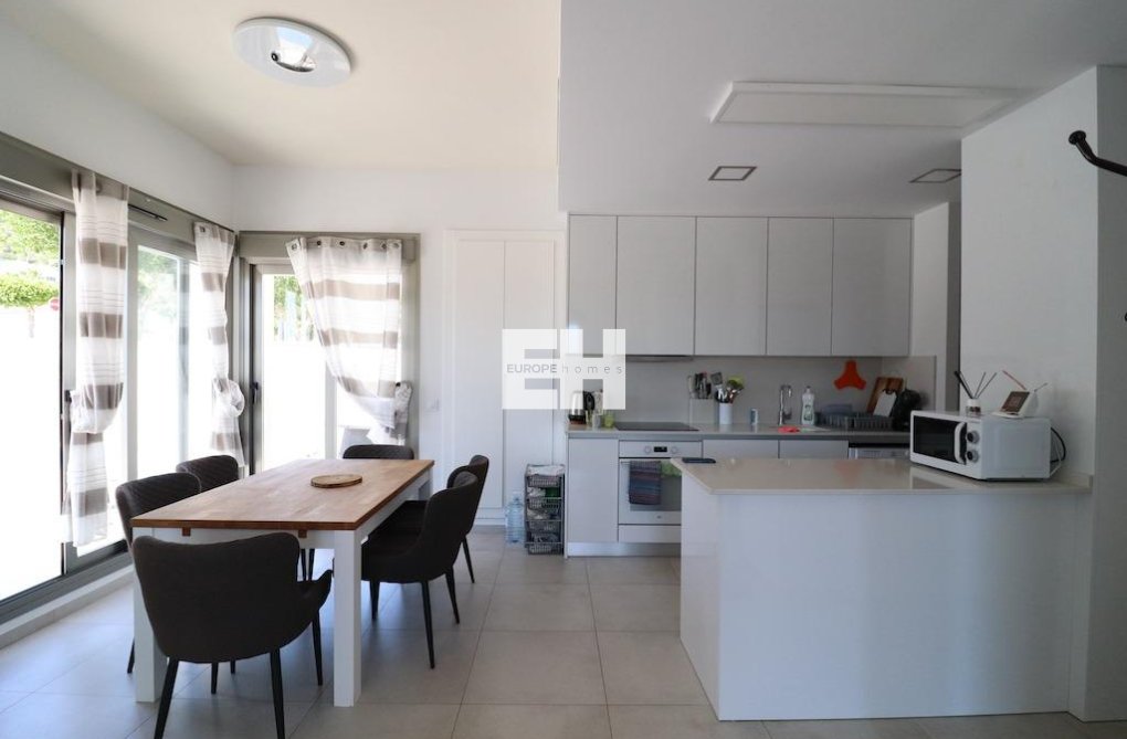 Revente - villa - San Miguel de Salinas - Inland