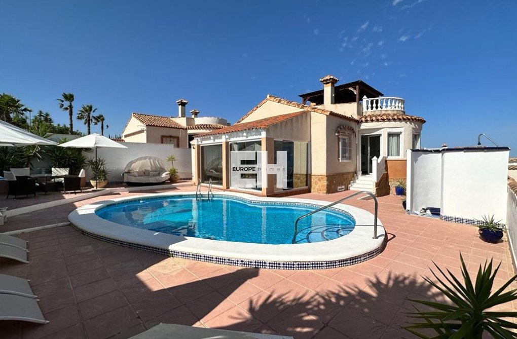 Revente - villa - San Miguel de Salinas - Inland