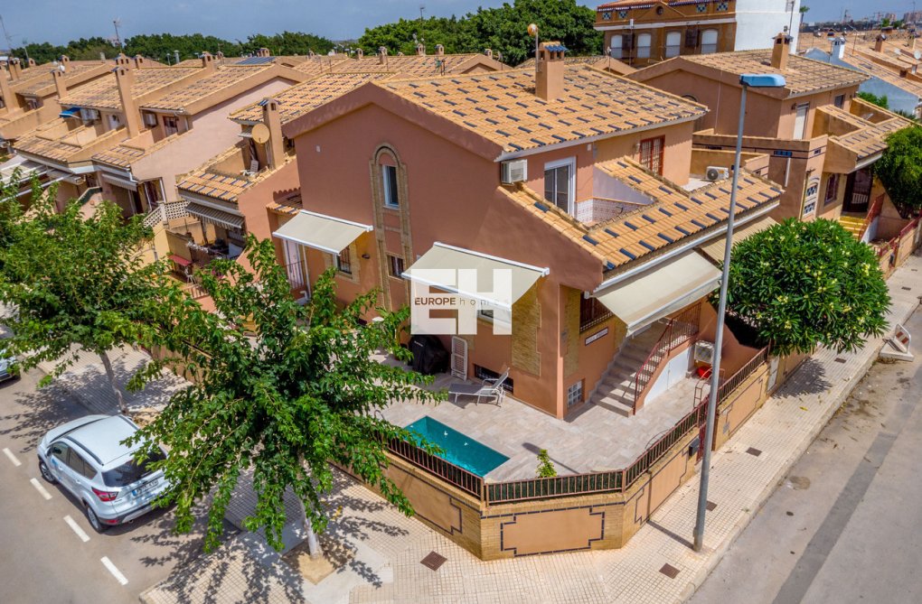Revente - villa - Torre de la Horadada - Costa Blanca