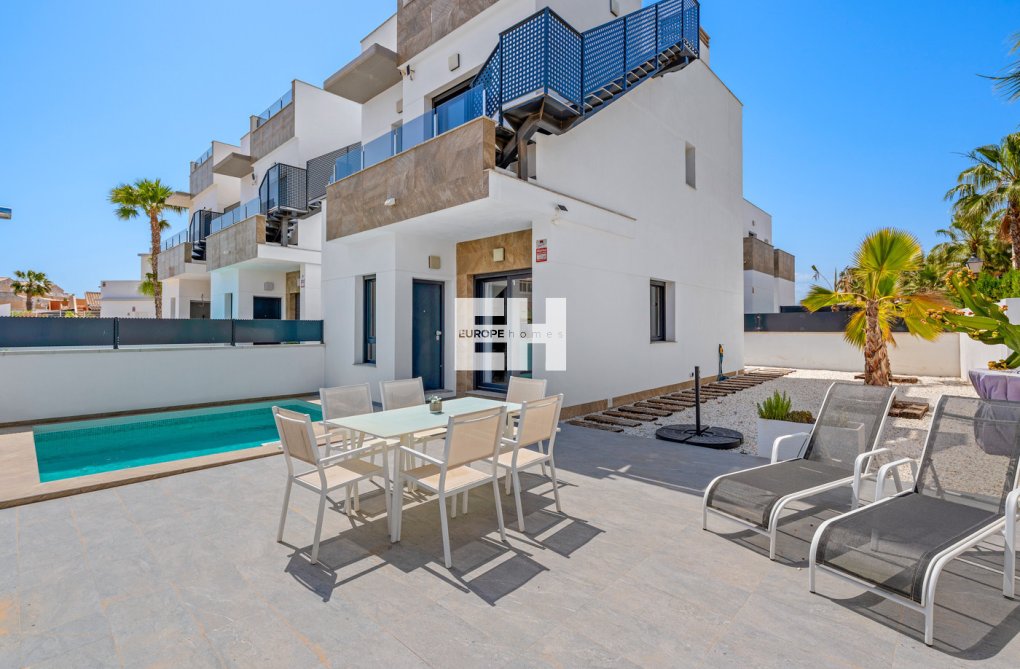 Revente - villa - Torrevieja - Costa Blanca
