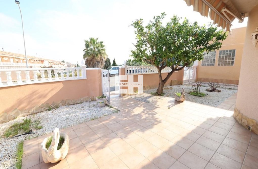 Revente - villa - Torrevieja - Costa Blanca