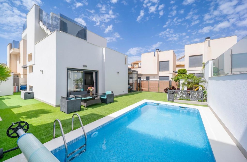 Revente - villa - Torrevieja - Costa Blanca