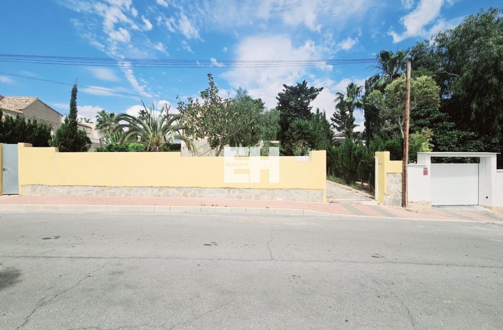 Revente - villa - Torrevieja - Los Balcones - Los Altos Del Edén