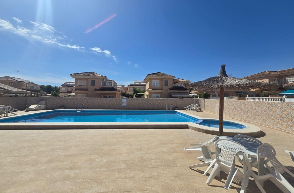 Revente - villa - Torrevieja - Los Balcones - Los Altos Del Edén