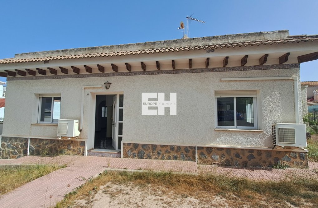 Revente - villa - Villamartin - Costa Blanca