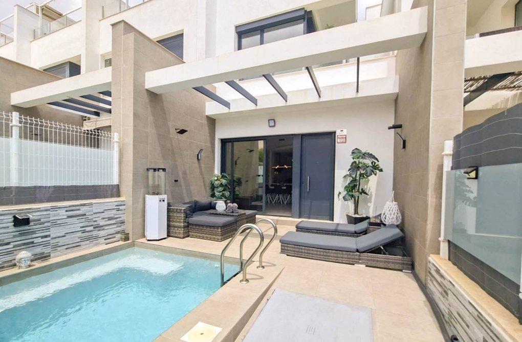 Revente - villa - Villamartin - Costa Blanca