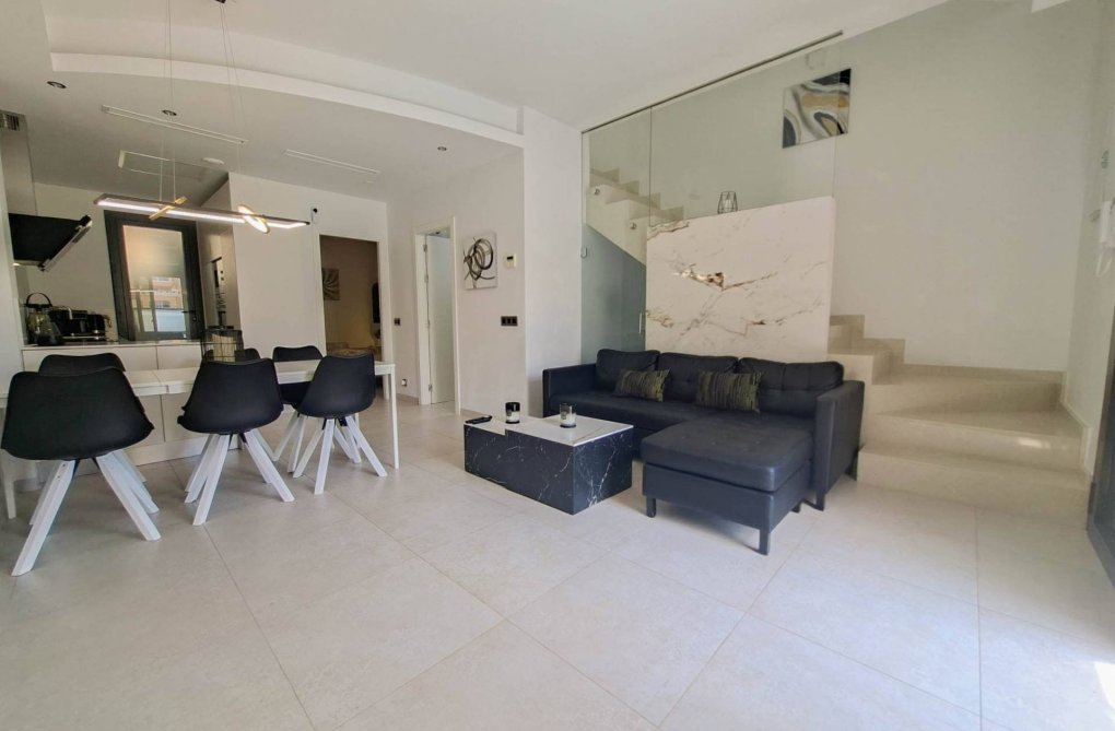 Revente - villa - Villamartin - Costa Blanca