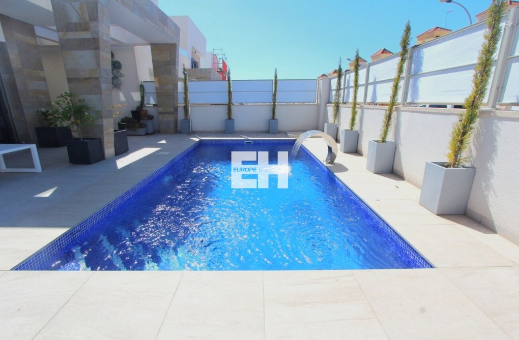 Revente - villa - Villamartin - El Galan