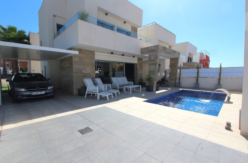 Revente - villa - Villamartin - El Galan