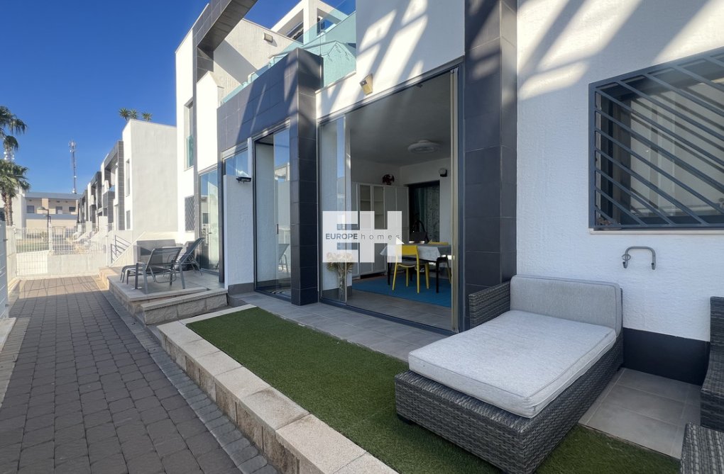 Segunda mano - Apartamento  - La Zenia - Costa Blanca