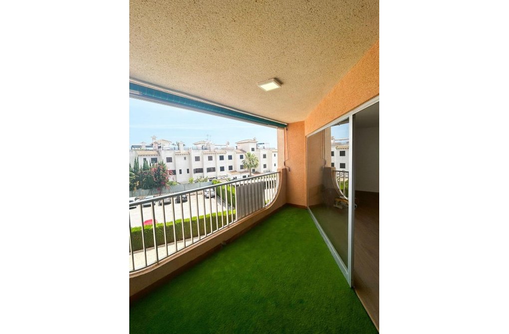 Segunda mano - Apartamento  - Orihuela Costa - La Regia