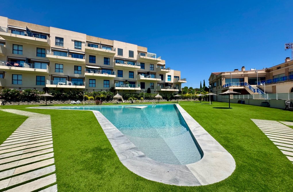 Segunda mano - Apartamento  - Orihuela - Inland