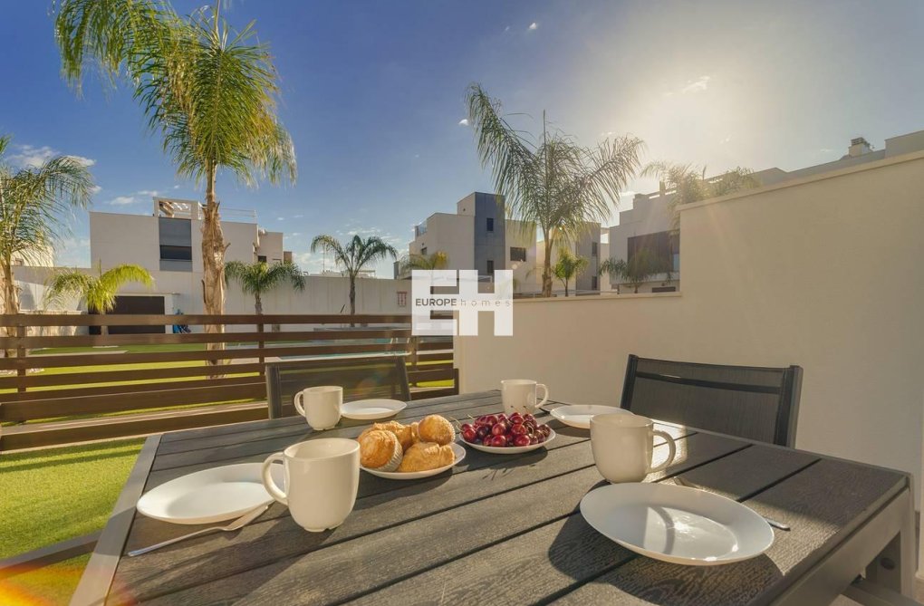 Segunda mano - Apartamento  - Pilar de la Horadada - Torre de la Horadada