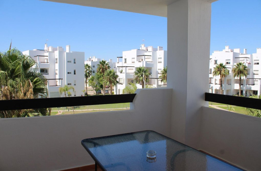 Segunda mano - Apartamento  - Roldan - Inland
