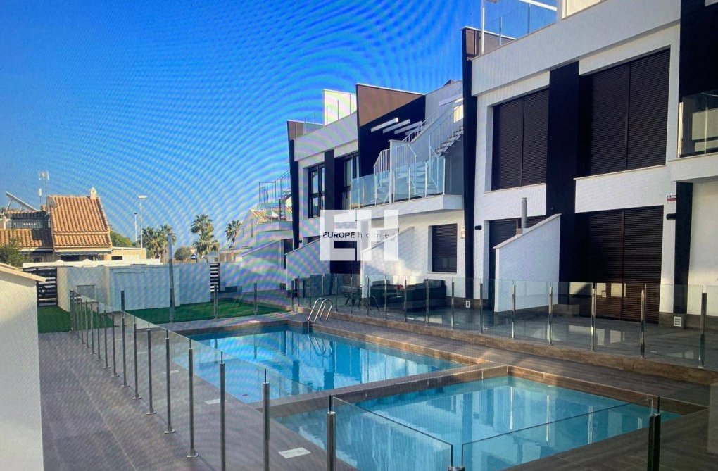 Segunda mano - Apartamento  - San Pedro del Pinatar - Centro