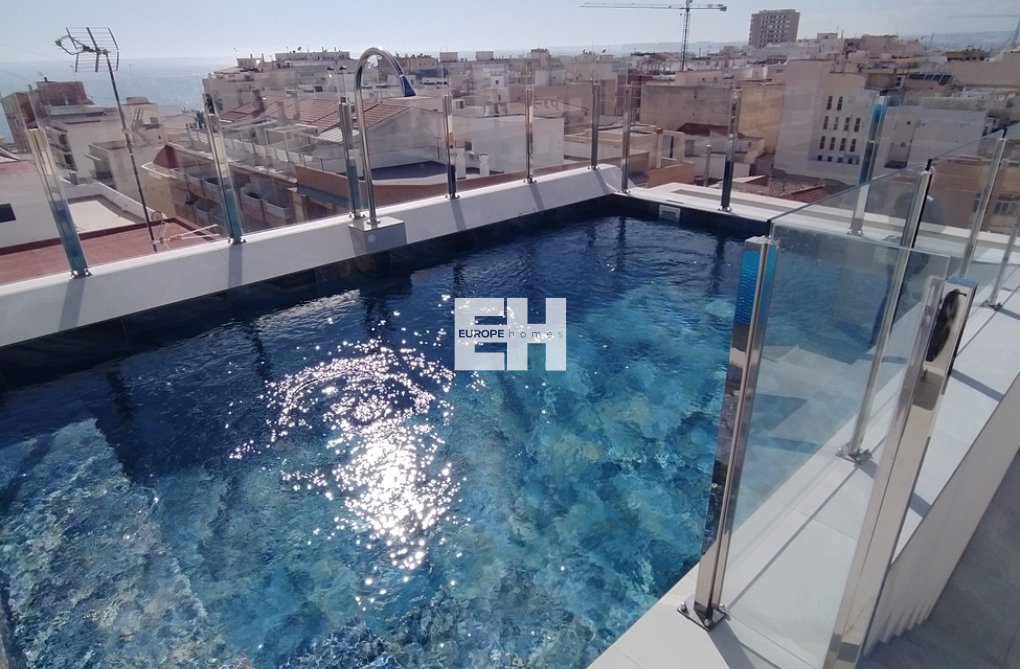 Segunda mano - Apartamento  - Torrevieja - CENTRE PLAYA DEL CURA LAS PISCINAS