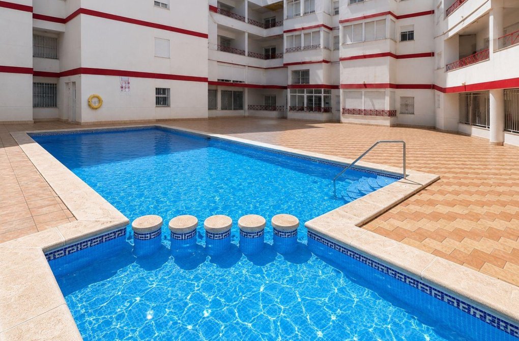 Segunda mano - Apartamento  - Torrevieja - Centro