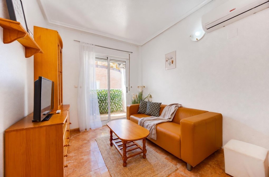Segunda mano - Apartamento  - Torrevieja - Centro