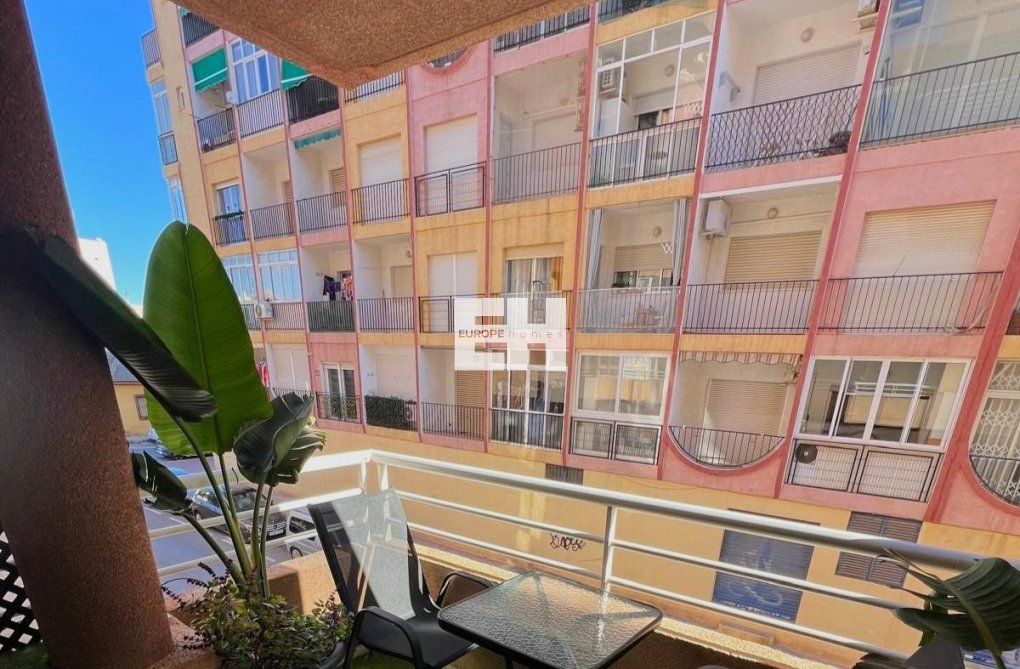 Segunda mano - Apartamento  - Torrevieja - Curva Del Palangre
