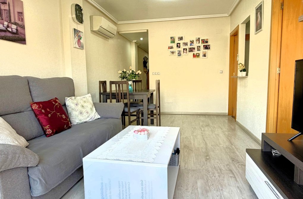 Segunda mano - Apartamento  - Torrevieja - El Molino