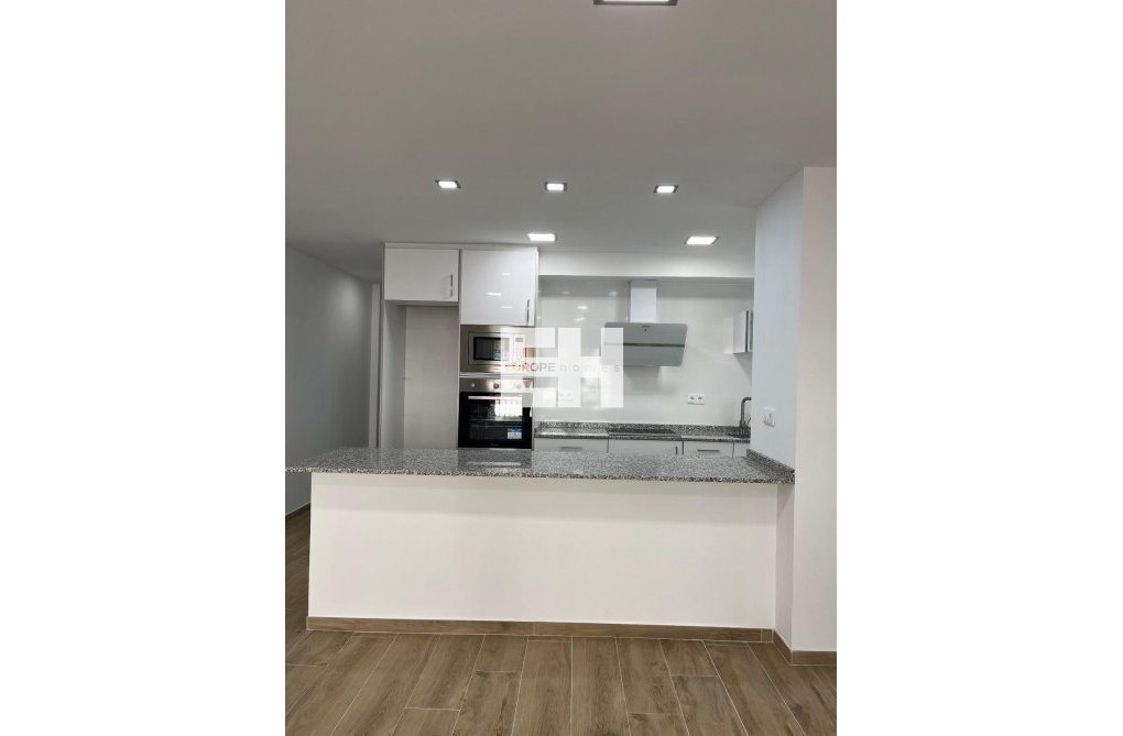 Segunda mano - Apartamento  - Torrevieja - La Mata