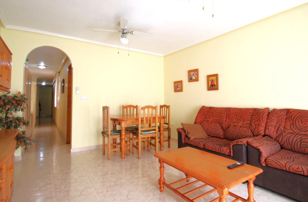 Segunda mano - Apartamento  - Torrevieja - Las Piscinas Naturales