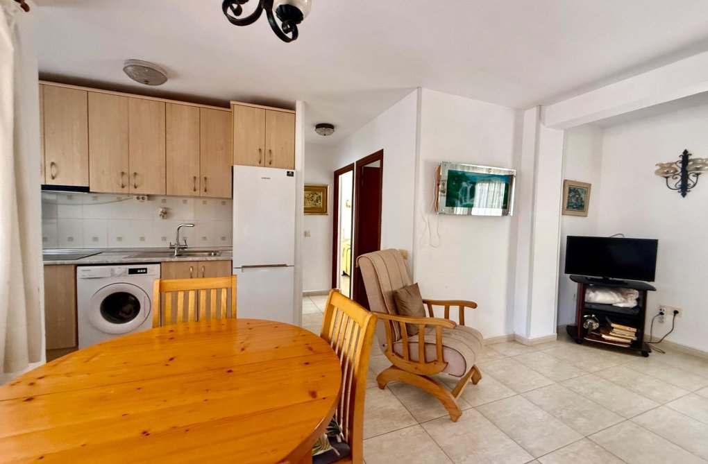 Segunda mano - Apartamento  - Torrevieja - Los Europeos