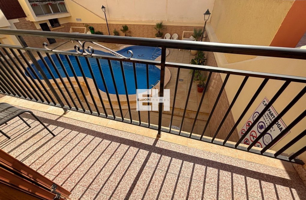 Segunda mano - Apartamento  - Torrevieja - Los Frutales