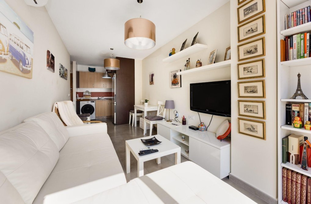Segunda mano - Apartamento  - Torrevieja - Parque De Las Naciones