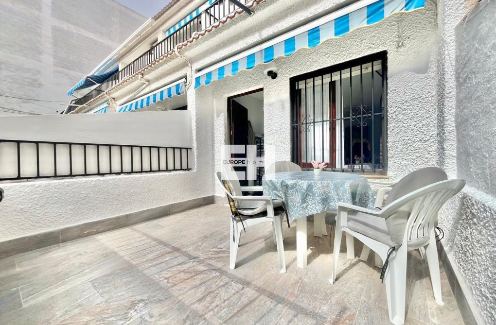 Segunda mano - Apartamento  - Torrevieja - Playa de los Locos