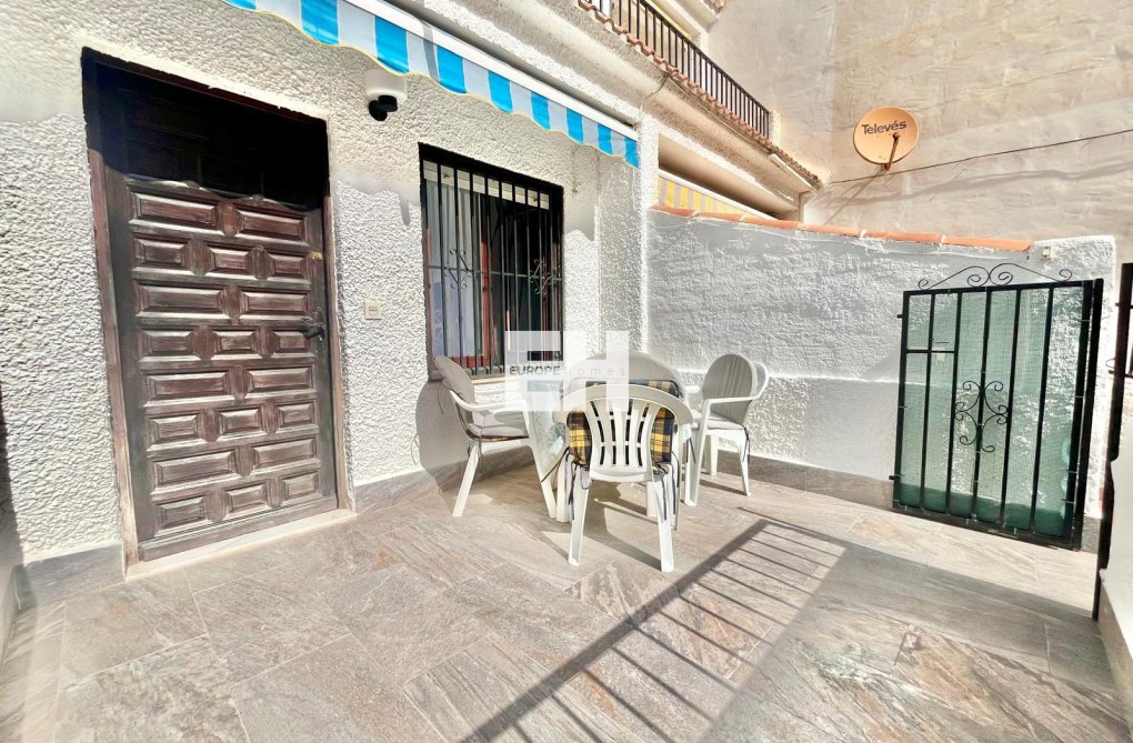 Segunda mano - Apartamento  - Torrevieja - Playa de los Locos