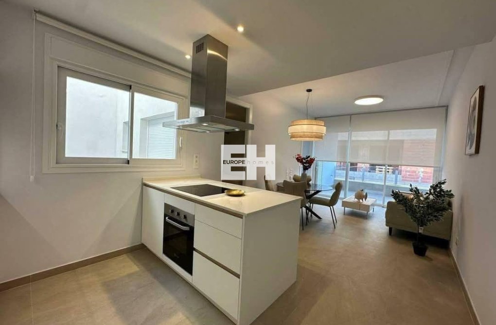 Segunda mano - Apartamento  - Torrevieja - Playa de los Locos